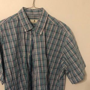 Plaid men’s short sleeve button up